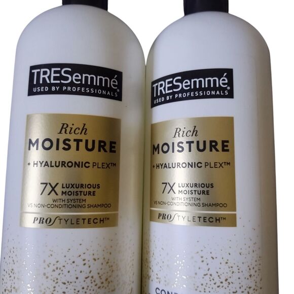 Tresemme Moisture Rich Luxurious Moisture Conditioner, 28 fl oz. 2 Pack - Picture 1 of 5